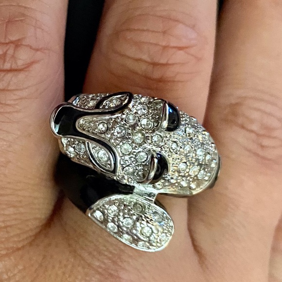 BN Sterling Silver Swarovski & Black Enamel Ring - Picture 3 of 4